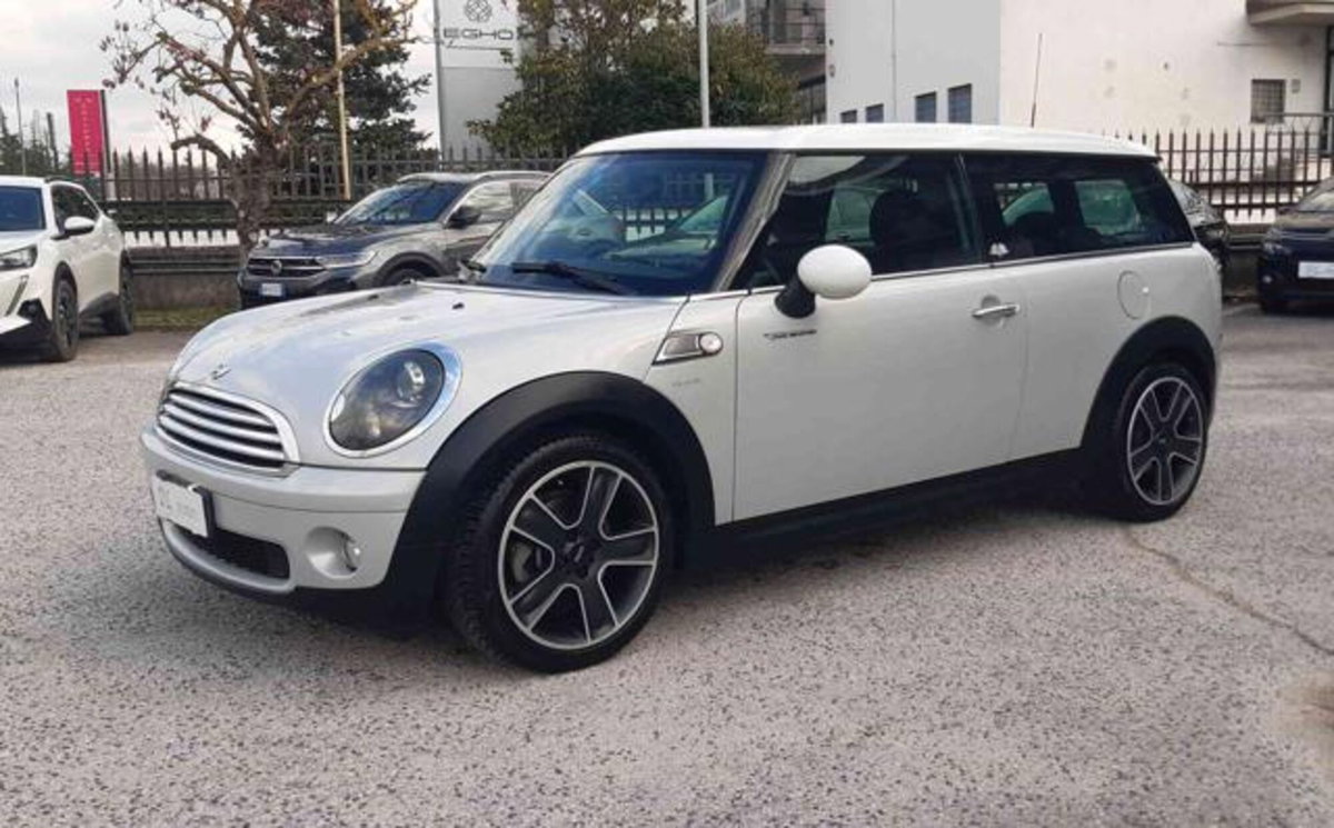 MINI Mini Clubman 1.6 16V Cooper Clubman (4)