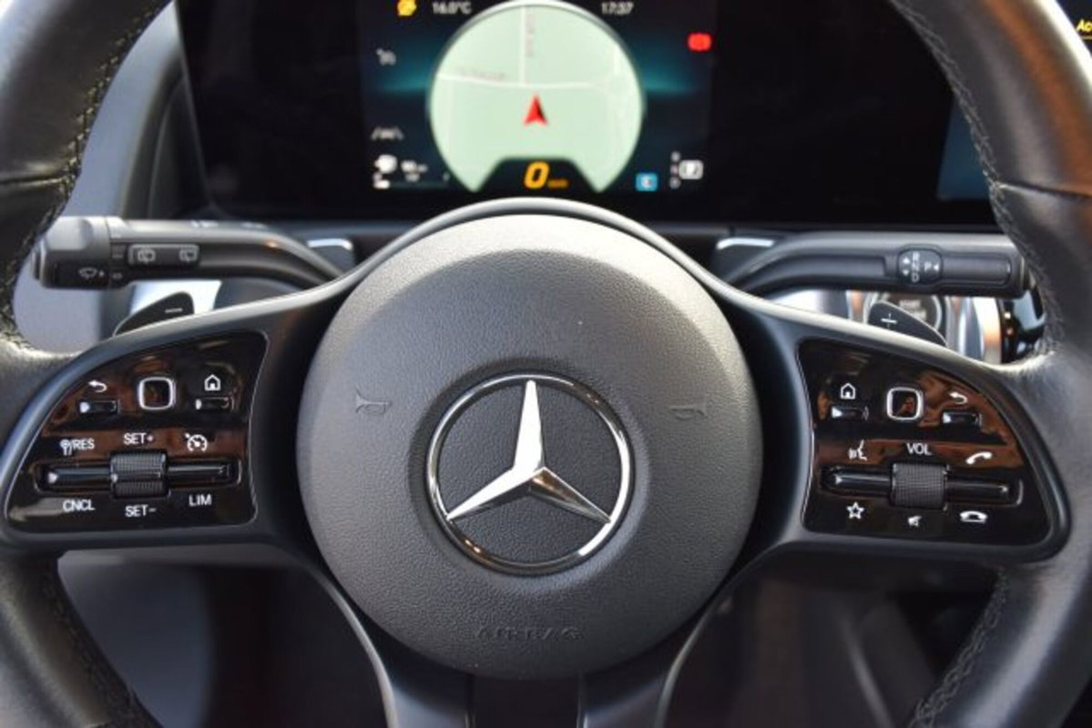 Mercedes-Benz GLB 200 d Business Extra auto 7p.ti (15)