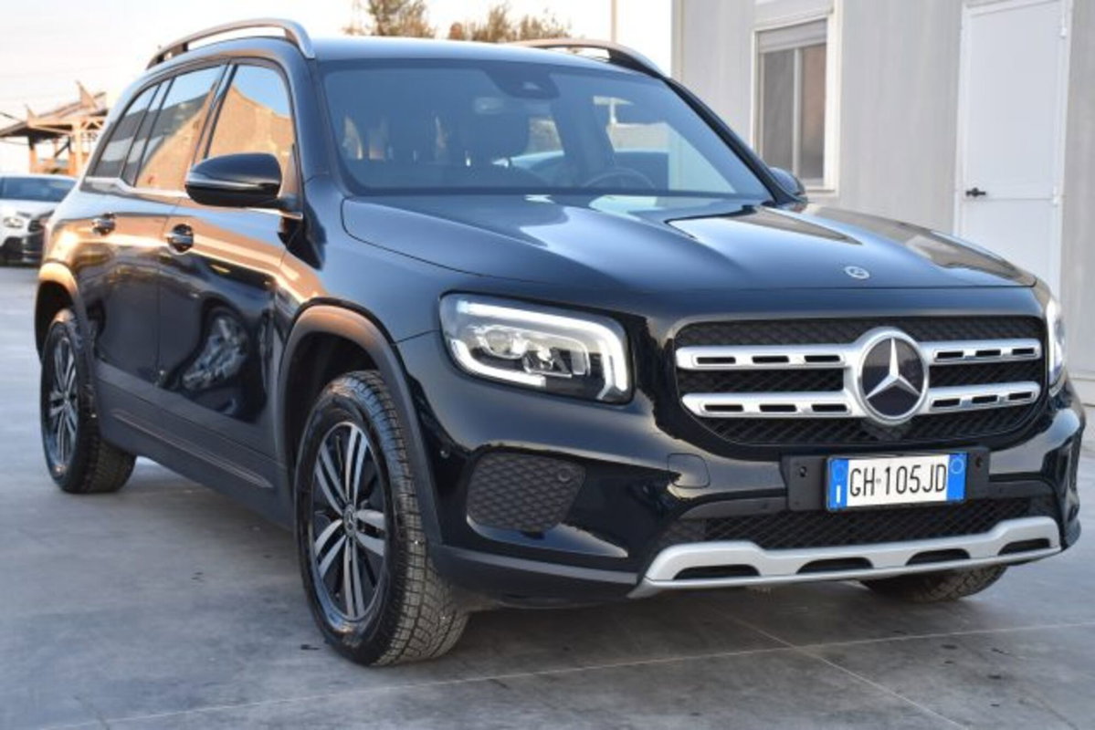 Mercedes-Benz GLB 200 d Business Extra auto 7p.ti (3)