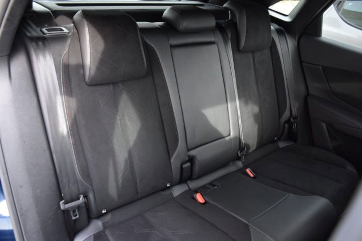 Ds DS 7 DS 7 Crossback BlueHDi 130 aut. Performance Line (17)