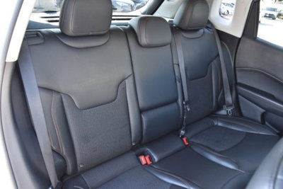 Jeep Compass 1.6 Multijet II 2WD Limited (17)