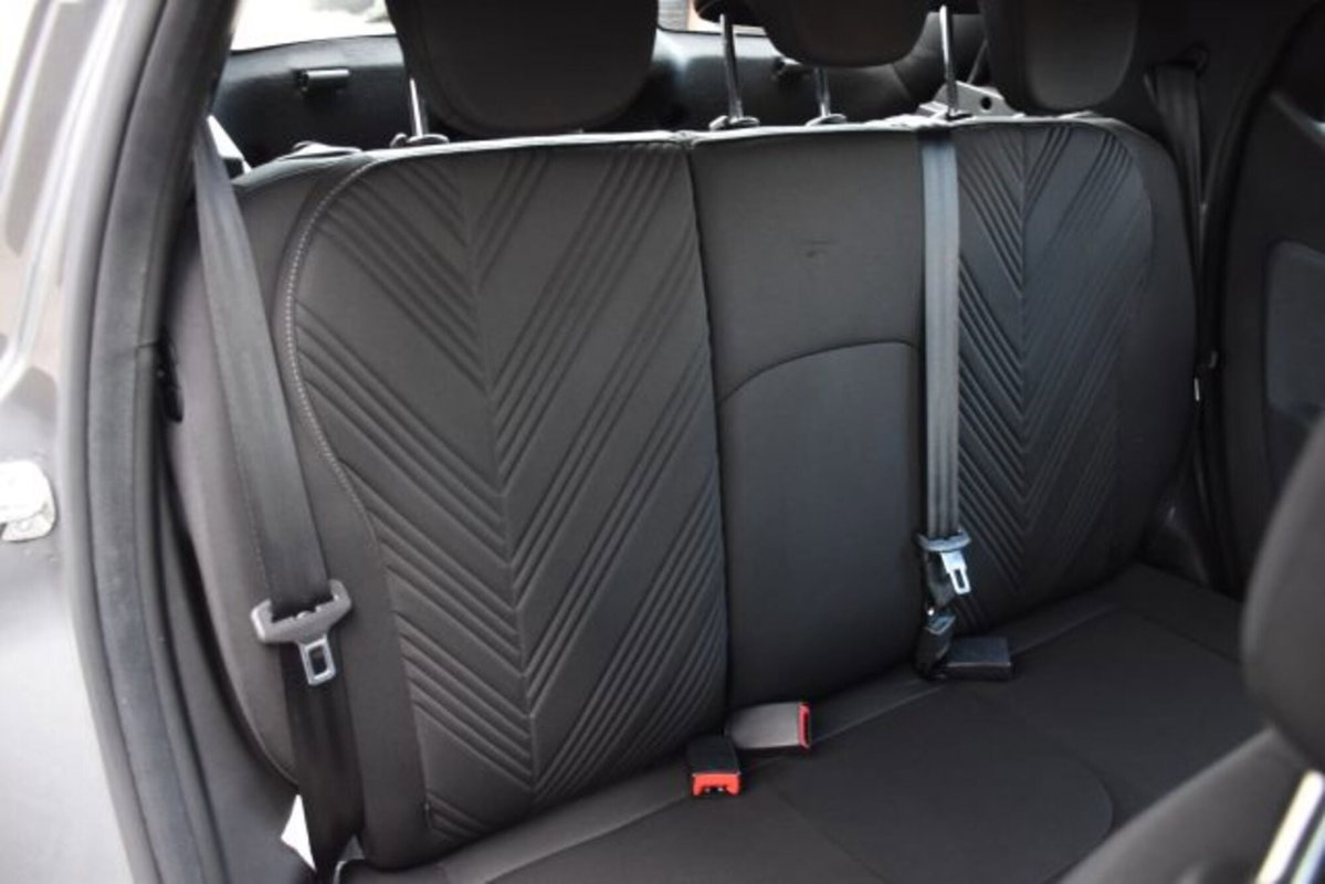 Lancia Ypsilon 1.0 FireFly 5 porte S&S Hybrid Ecochic Gold (11)