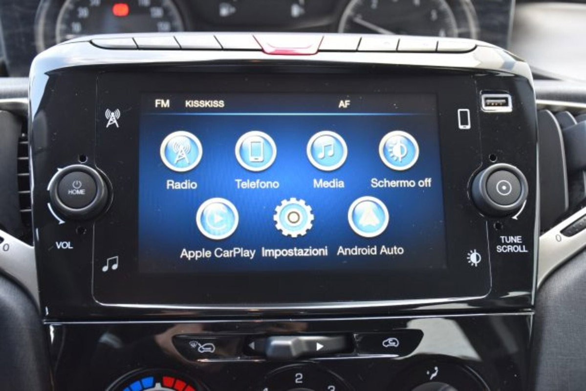 Lancia Ypsilon 1.0 FireFly 5 porte S&S Hybrid Ecochic Gold (6)