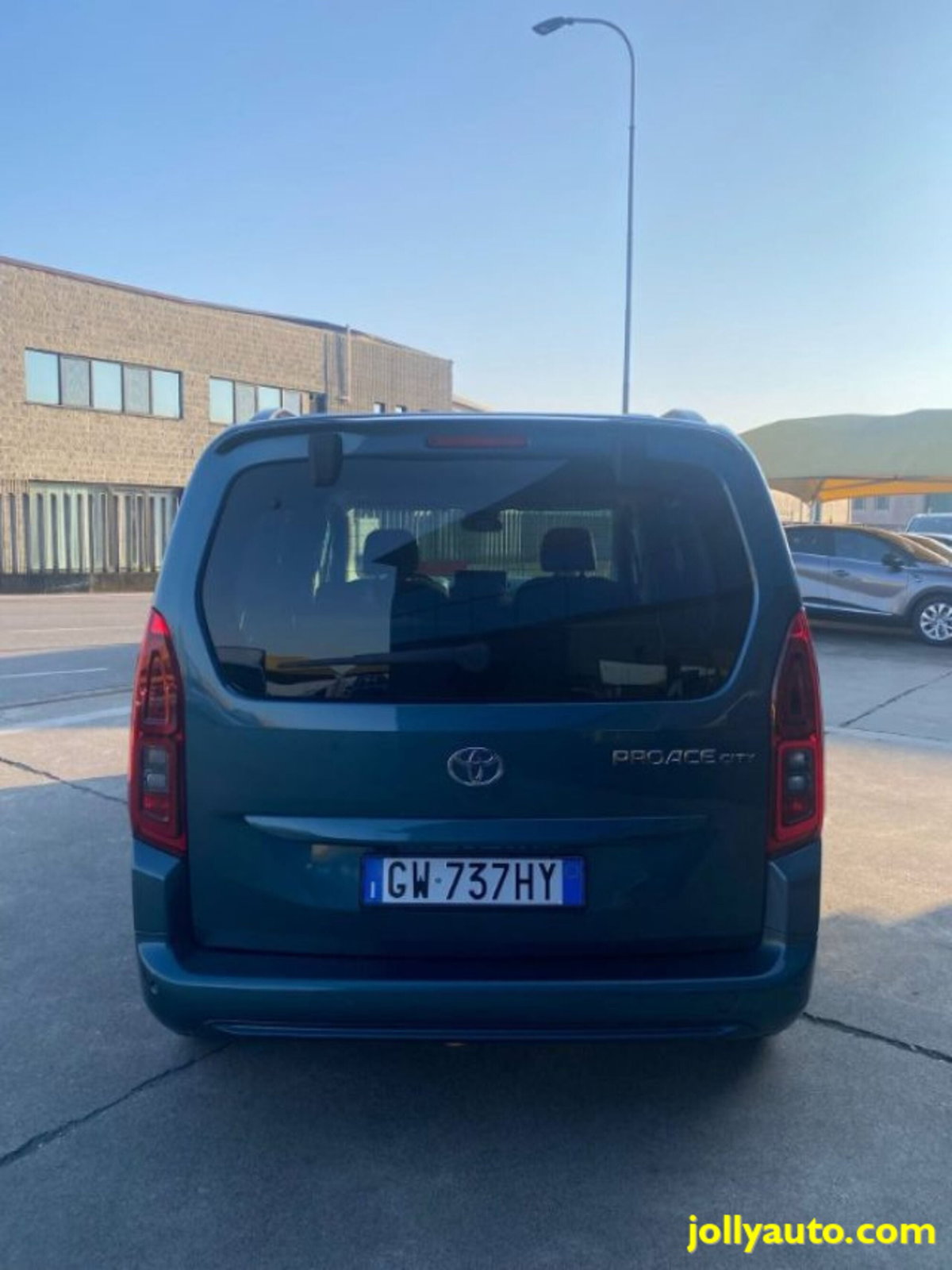 Toyota Proace City Verso City Verso 1.5D 100 CV S&S Short D Executive (4)