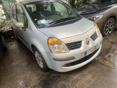 Renault Modus 1.5 dCi 65CV Confort Authentique usata