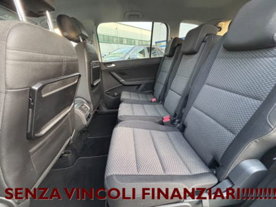 Volkswagen Touran 1.6 TDI 115 CV SCR DSG Comfortline BlueMotion Tech. (12)