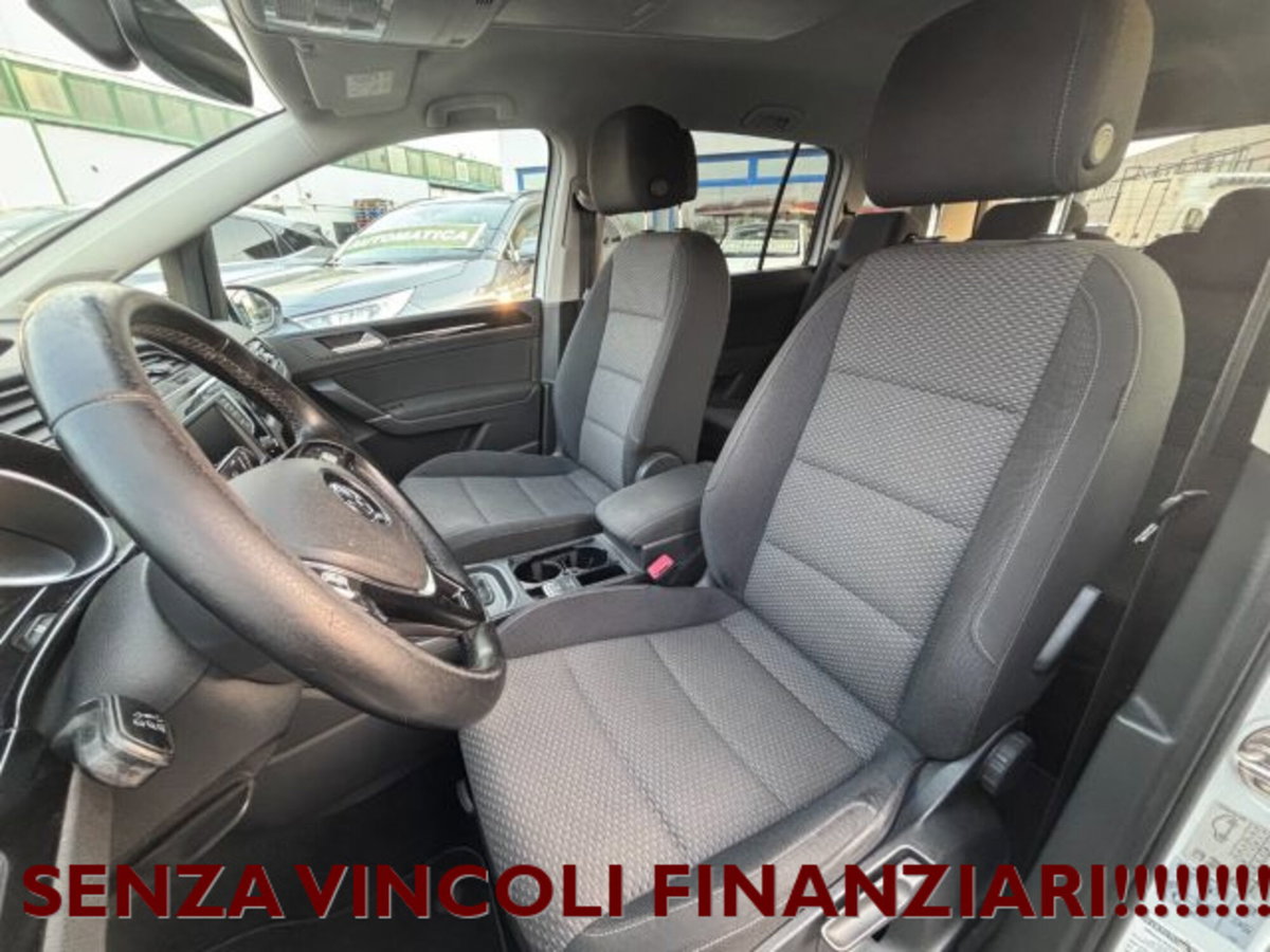 Volkswagen Touran 1.6 TDI 115 CV SCR DSG Comfortline BlueMotion Tech. (14)