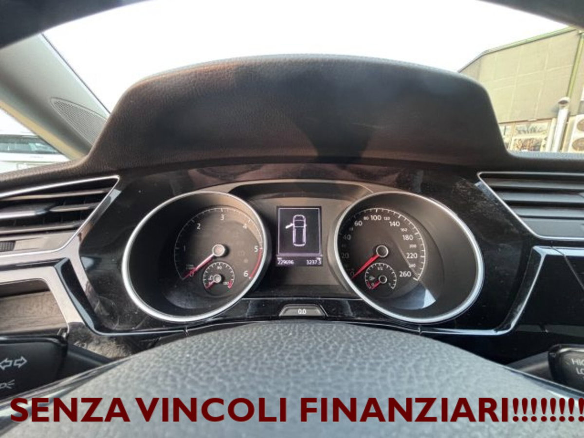 Volkswagen Touran 1.6 TDI 115 CV SCR DSG Comfortline BlueMotion Tech. (15)