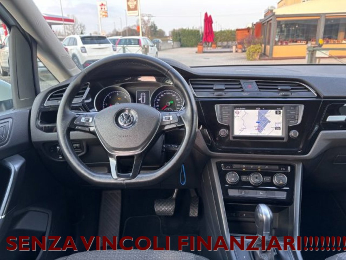 Volkswagen Touran 1.6 TDI 115 CV SCR DSG Comfortline BlueMotion Tech. (17)