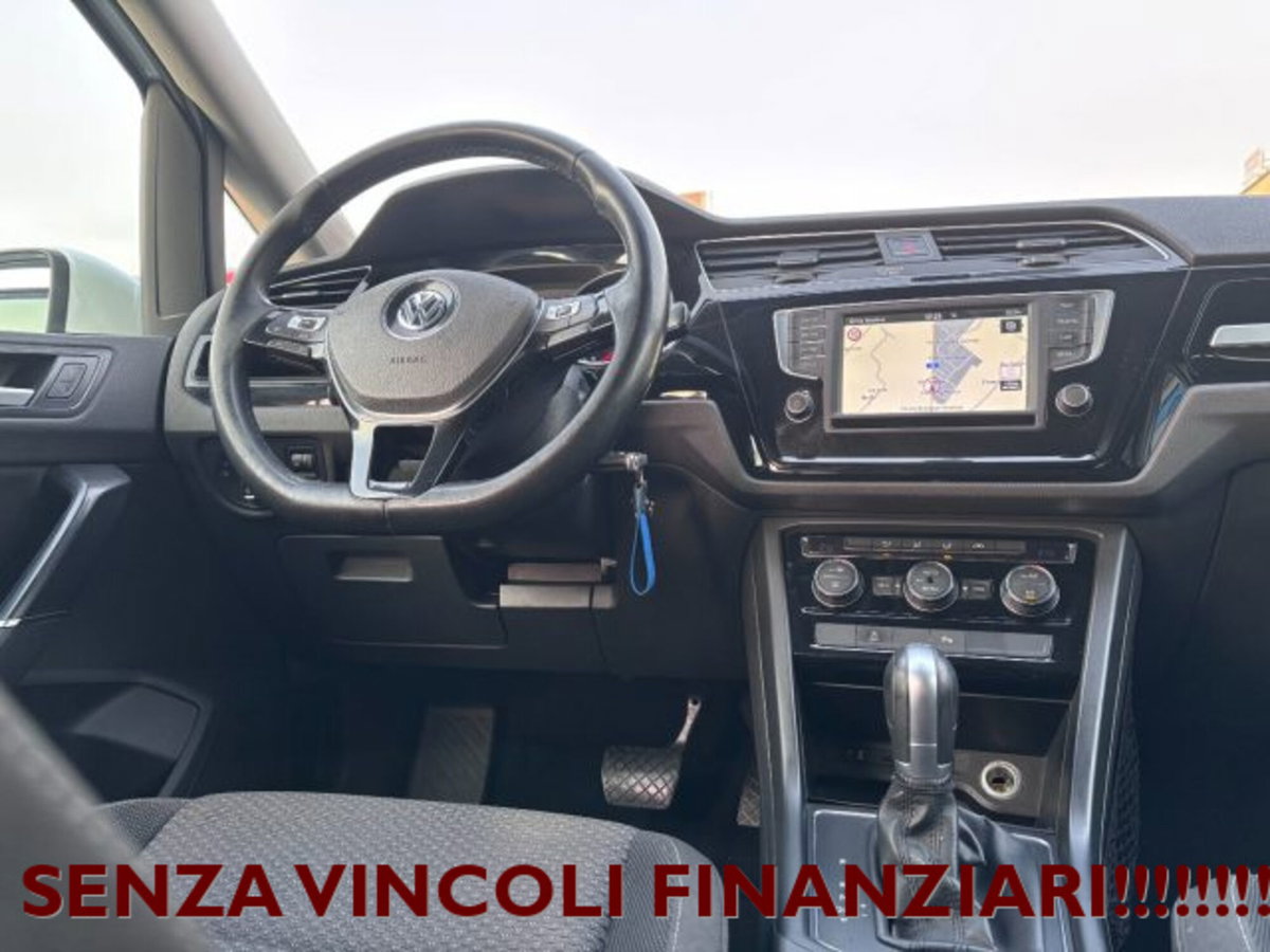 Volkswagen Touran 1.6 TDI 115 CV SCR DSG Comfortline BlueMotion Tech. (19)