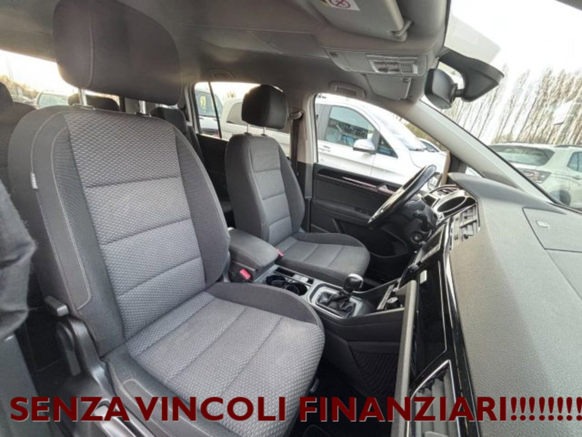 Volkswagen Touran 1.6 TDI 115 CV SCR DSG Comfortline BlueMotion Tech. (9)