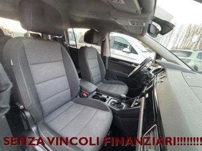 Volkswagen Touran 1.6 TDI 115 CV SCR DSG Comfortline BlueMotion Tech. (9)