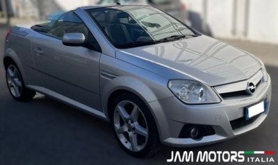 Opel Tigra TwinTop 1.4 16V Sport (2)