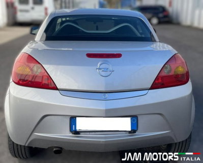 Opel Tigra TwinTop 1.4 16V Sport (6)