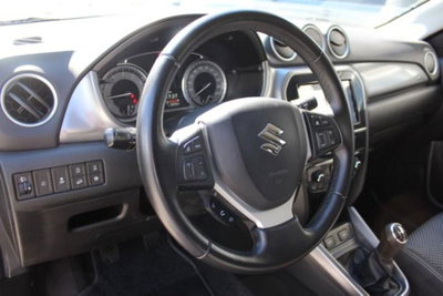 Suzuki Vitara 1.0 Boosterjet 4WD AllGrip Cool (10)