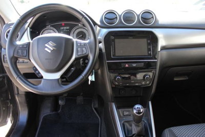 Suzuki Vitara 1.0 Boosterjet 4WD AllGrip Cool (9)