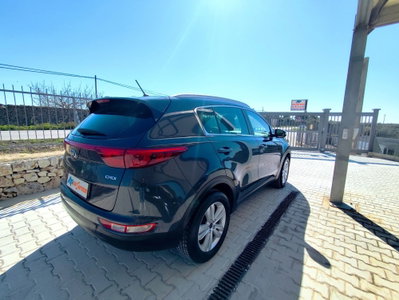 Kia Sportage 1.7 CRDI 2WD Class (5)