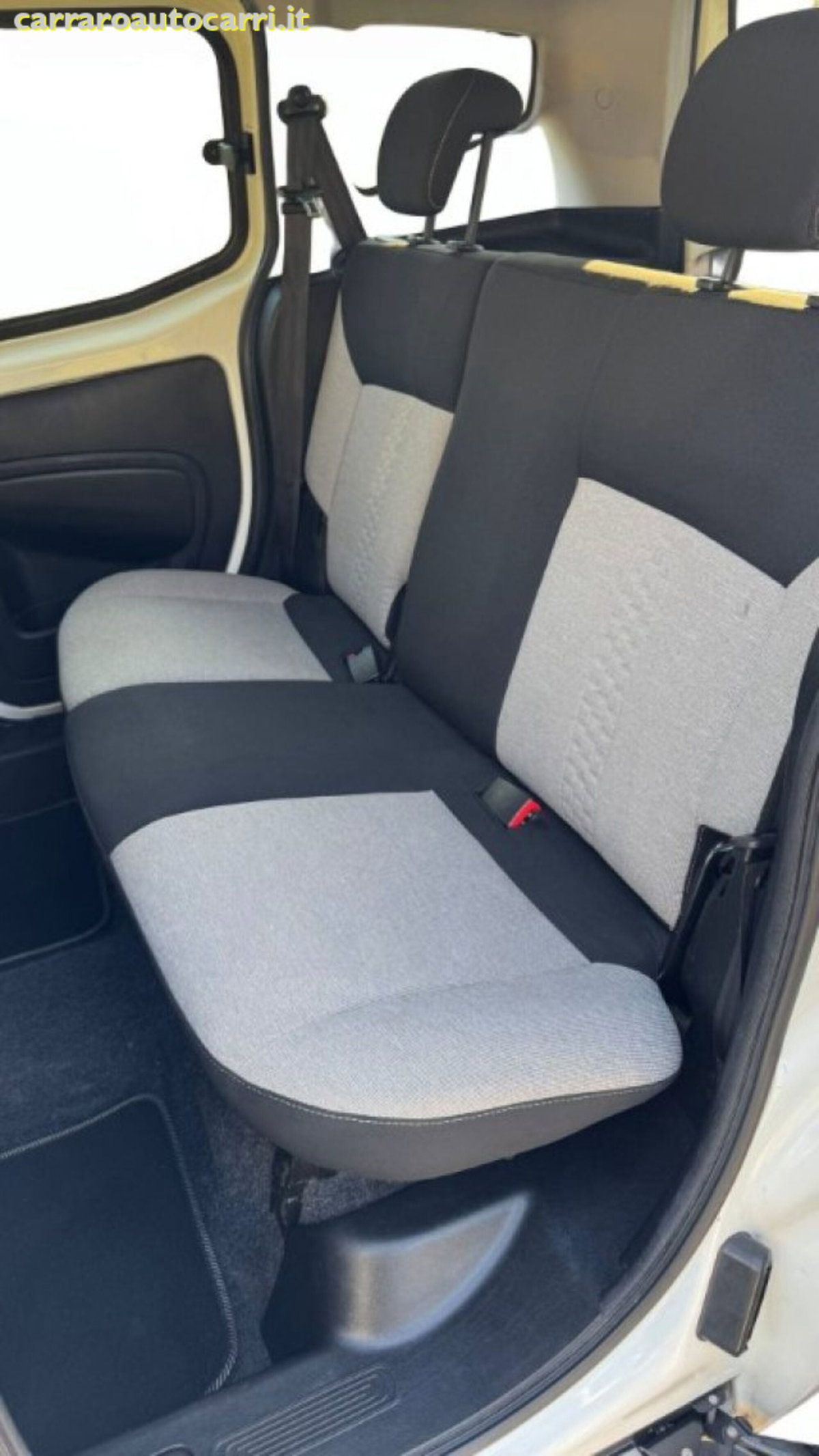 Fiat Qubo 1.3 MJT 80 CV Easy (8)
