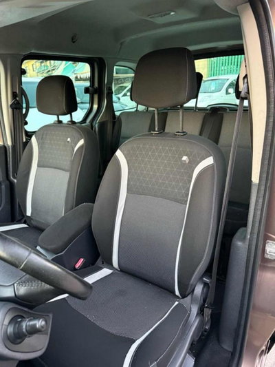 Renault Kangoo 1.5 dCi 90CV 5 porte Stop & Start Limited (12)