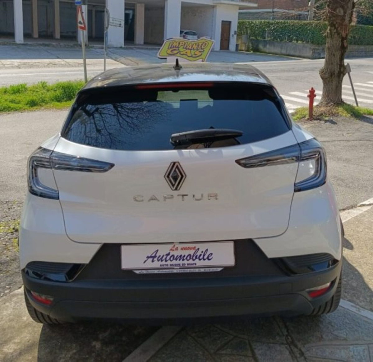Renault Captur TCe 100 CV GPL Techno (5)