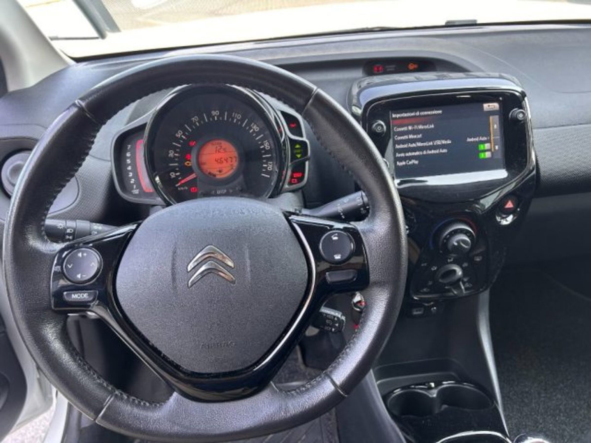 Citroen C1 C1 VTi 72 5 porte Shine (16)