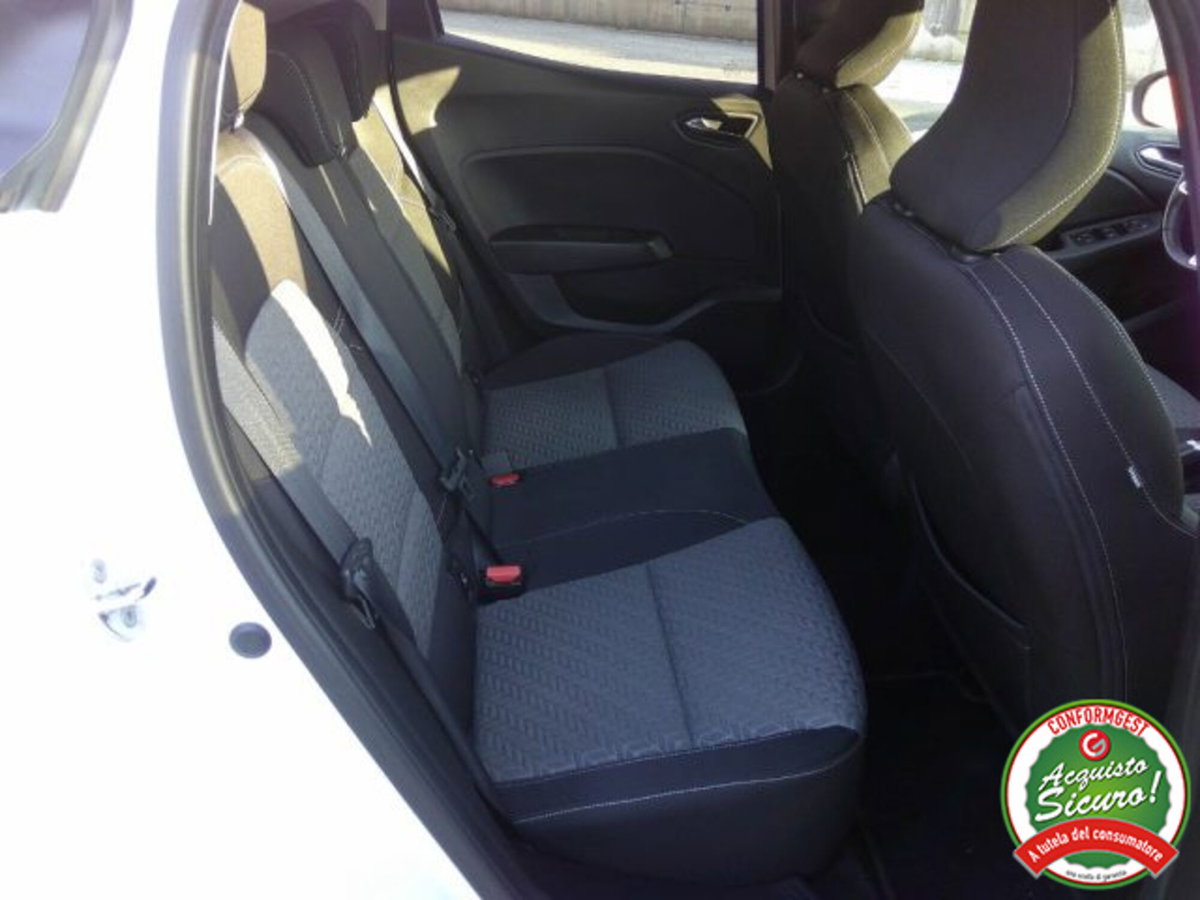 Renault Clio Blue dCi 100 CV 5 porte Evolution (12)
