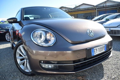 Volkswagen Maggiolino 1.6 TDI Design usata