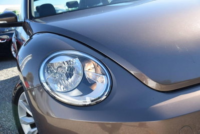 Volkswagen Maggiolino 1.6 TDI Design (16)