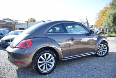 Volkswagen Maggiolino 1.6 TDI Design (2)