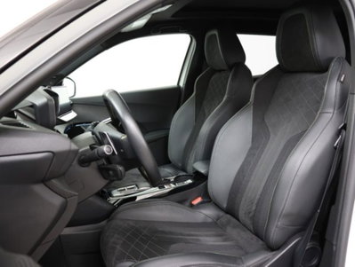 Peugeot 2008 1.2 puretech GT s&s 130cv eat8 (8)