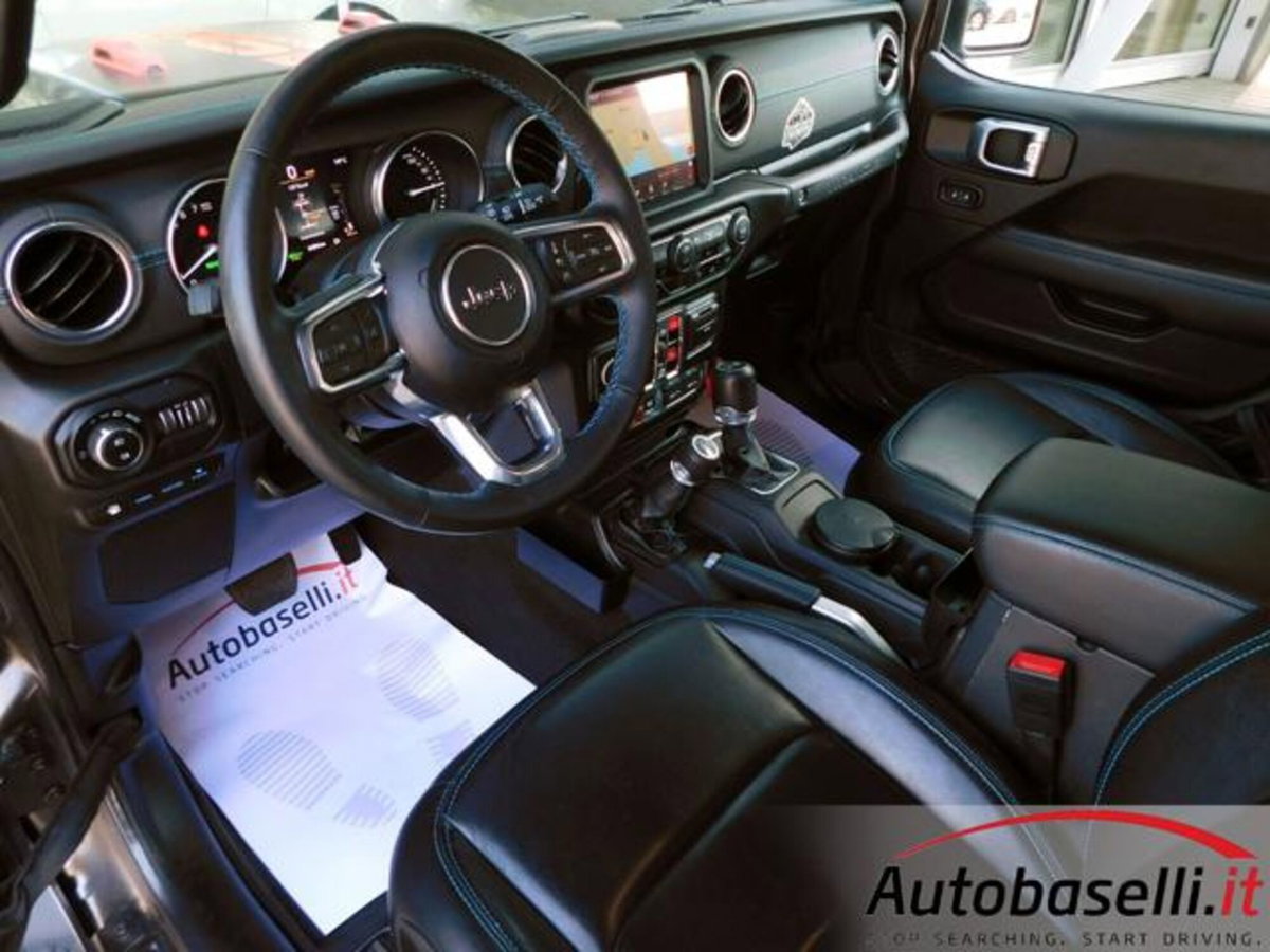Jeep Wrangler Unlimited 2.0 PHEV ATX 4xe Rubicon (2)