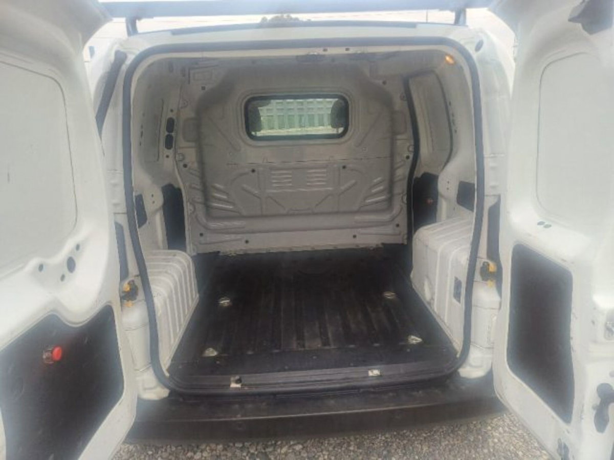 Fiat Fiorino combi N1 1.3 mjt 95cv Adventure (4)