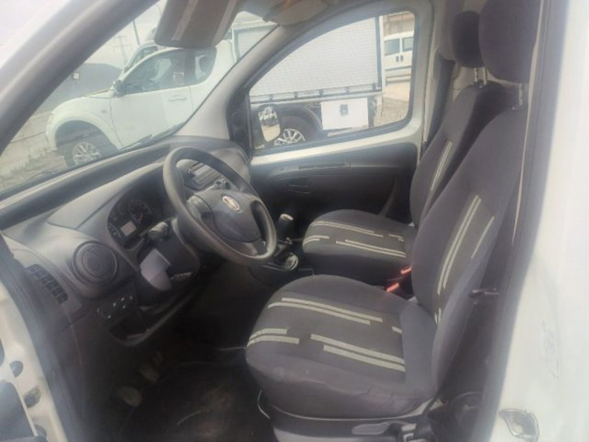 Fiat Fiorino combi N1 1.3 mjt 95cv Adventure (6)