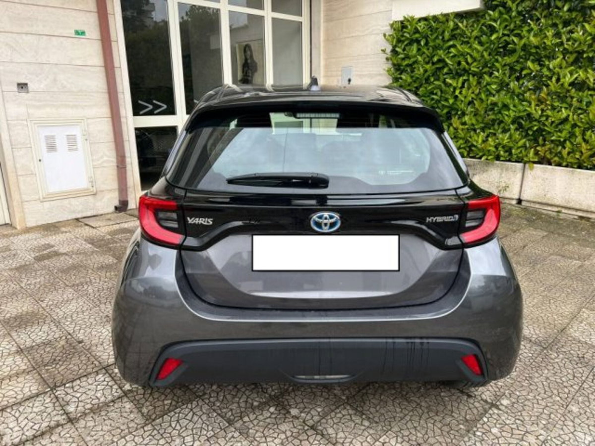 Toyota Yaris Cross 1.5 Hybrid 5p. E-CVT Trend (12)