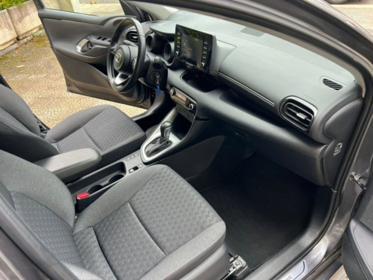 Toyota Yaris Cross 1.5 Hybrid 5p. E-CVT Trend (14)