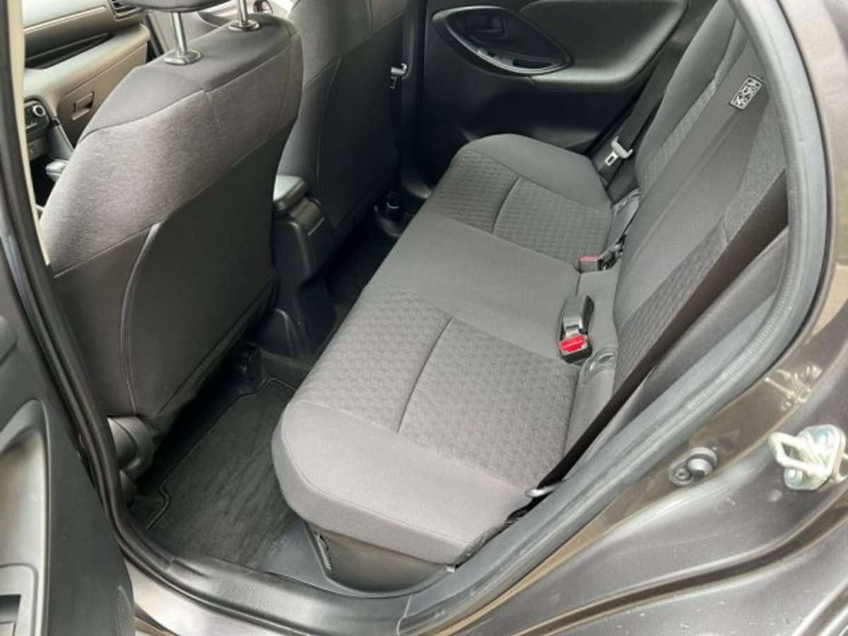 Toyota Yaris Cross 1.5 Hybrid 5p. E-CVT Trend (16)