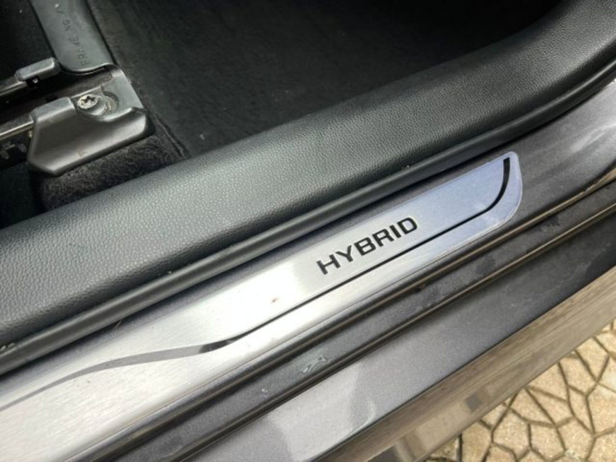 Toyota Yaris Cross 1.5 Hybrid 5p. E-CVT Trend (18)