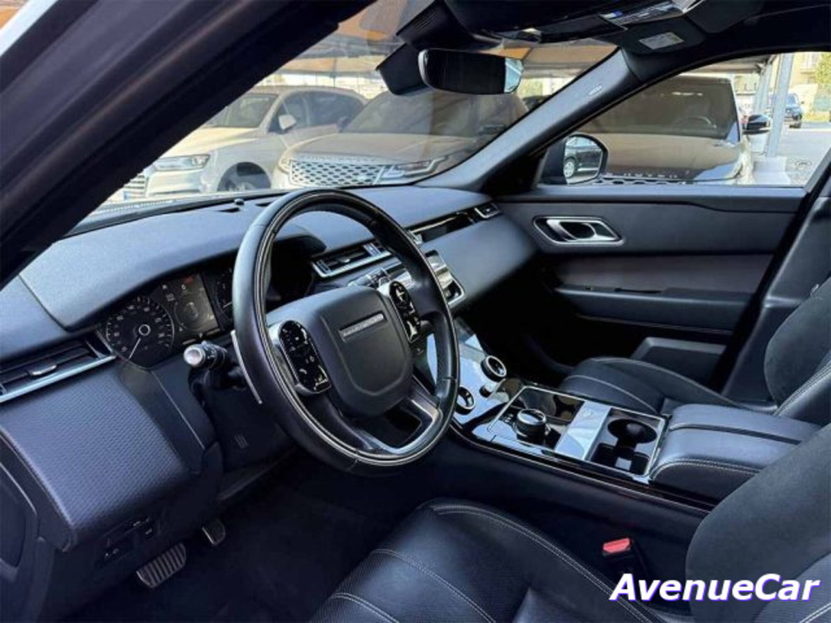 Land Rover Range Rover Velar 2.0D I4 180 CV R-Dynamic (13)