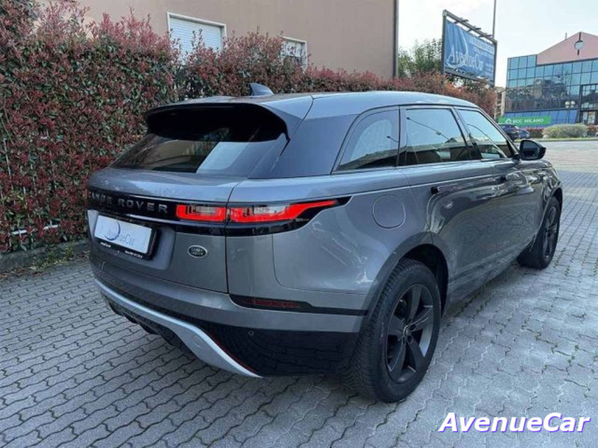 Land Rover Range Rover Velar 2.0D I4 180 CV R-Dynamic (6)