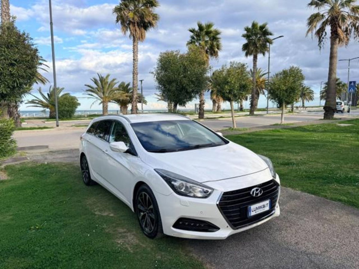 Hyundai i40 Station Wagon 1.7 CRDi 141 CV 7DCT Style