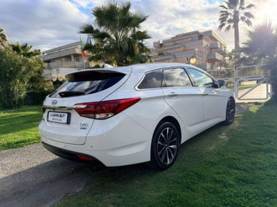 Hyundai i40 Station Wagon 1.7 CRDi 141 CV 7DCT Style (4)