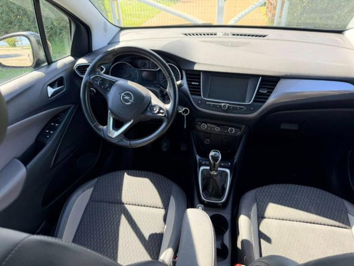 Opel Crossland X 1.2 12V Innovation (11)