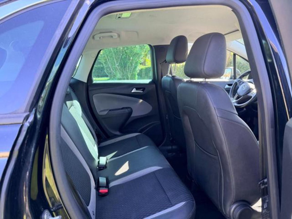 Opel Crossland X 1.2 12V Innovation (15)