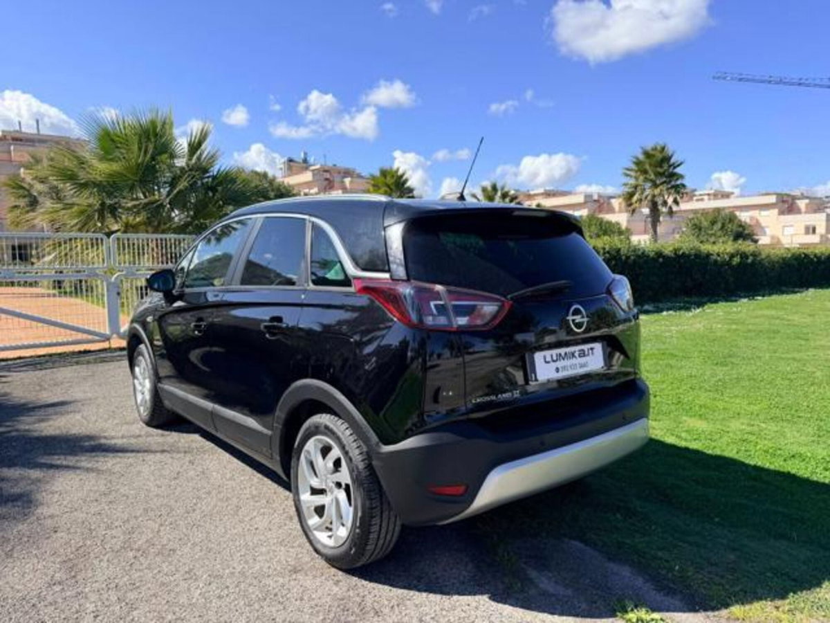 Opel Crossland X 1.2 12V Innovation (5)