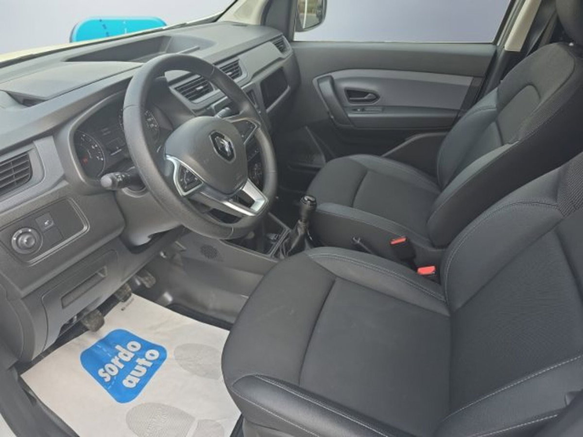 Renault Express van 1.5 Blue dci 95cv (7)