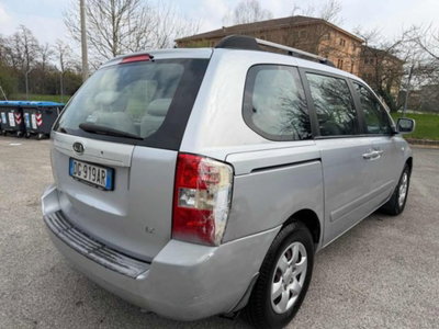Kia Carnival 2.9 16V CRDi VGT Class (10)