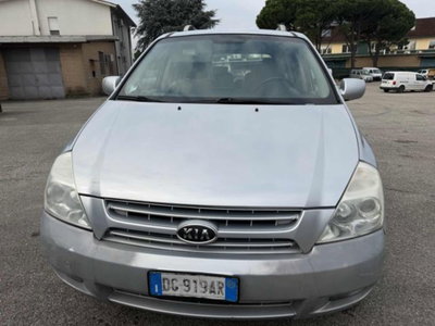 Kia Carnival 2.9 16V CRDi VGT Class (2)
