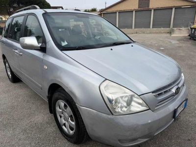 Kia Carnival 2.9 16V CRDi VGT Class (3)