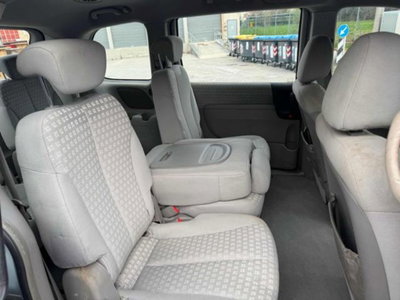 Kia Carnival 2.9 16V CRDi VGT Class (5)