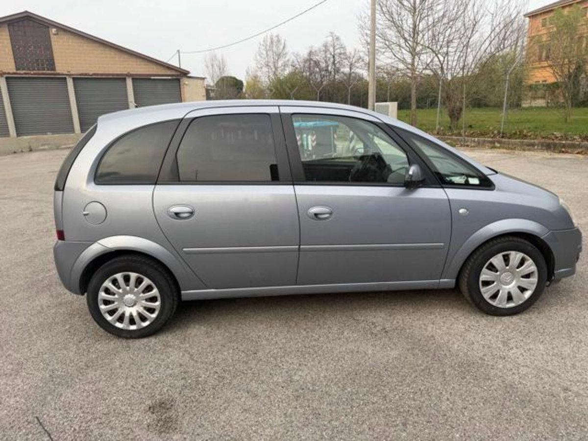 Opel Meriva 1.4 16V GPL-TECH Enjoy (4)